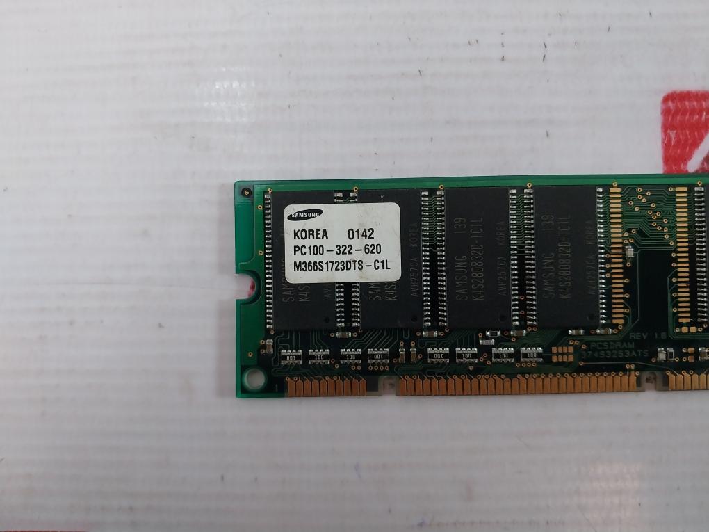 Samsung Pc100-322-620 Memory Board M366S1723Dts-c1L Pcsdram Rev: 1.0 94V-0