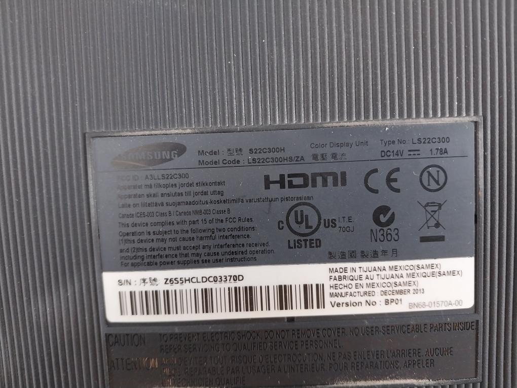 Samsung S22C300H LED Color Display Unit LS22C300