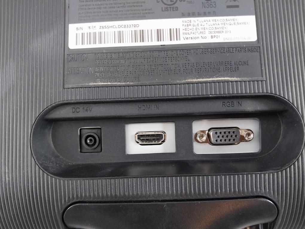 Samsung S22C300H LED Color Display Unit LS22C300