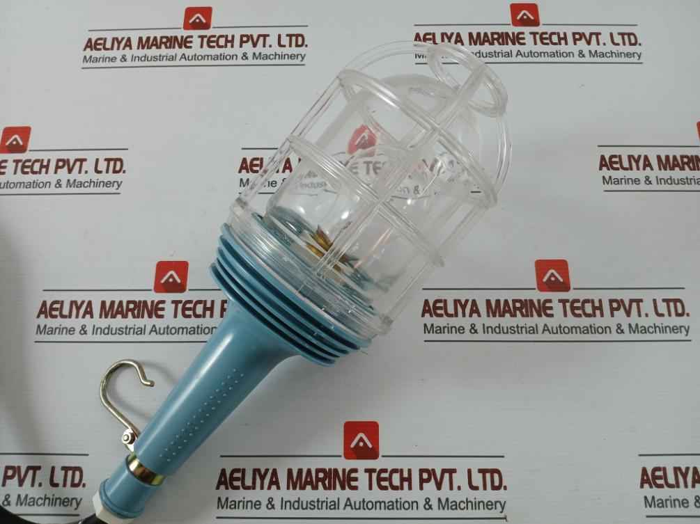 Sanshin Wt-60 Hand Lamp 15A-6H/Ac250V 2P+ 250V.100W