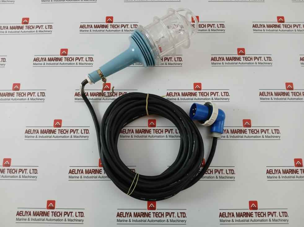 Sanshin Wt-60 Hand Lamp 15A-6H/Ac250V 2P+ 250V.100W