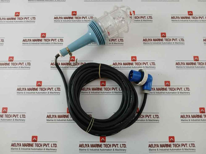 Sanshin Wt-60 Hand Lamp 15A-6H/Ac250V 2P+ 250V.100W