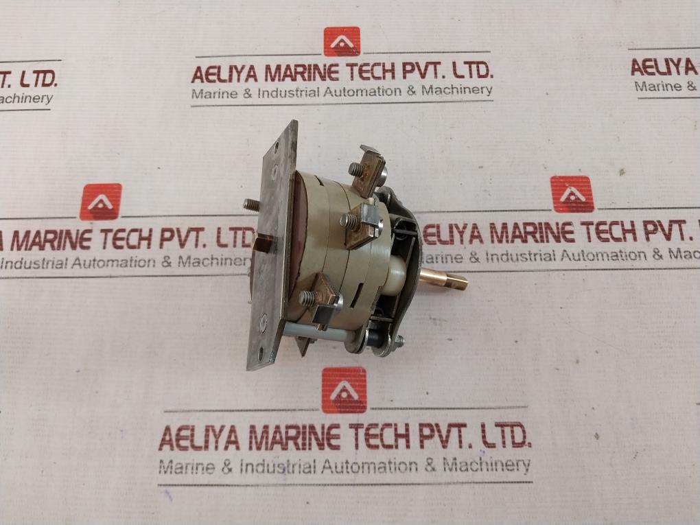 Santon Rotary Switch 40A/440V- 60Cp H·85·J