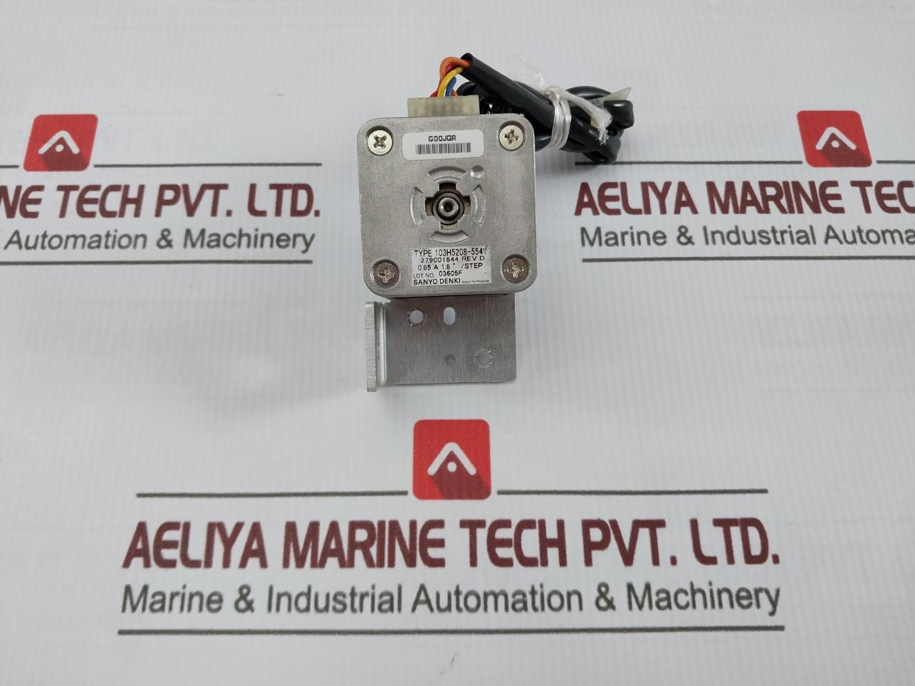Sanyo Denki 103H5208-5541 Stepper Motor