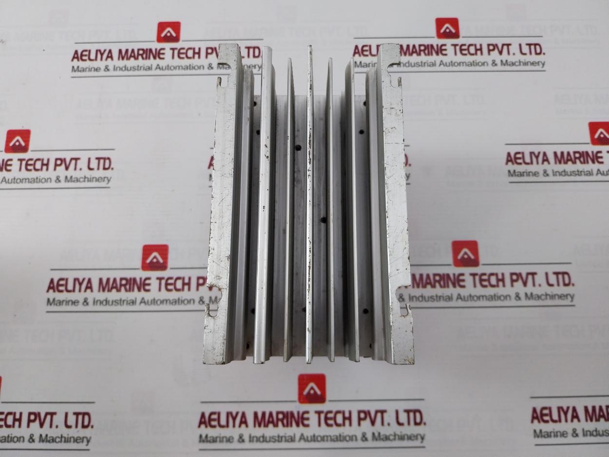 Sanyu Sy8000-1R5G-4 Variable Speed Drive For Fan Machine 3Ph Ac3801V 50Hz