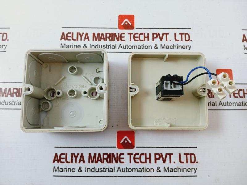 Satamatics B012A01 Gps Tracking Device 690V Ac D002L 01