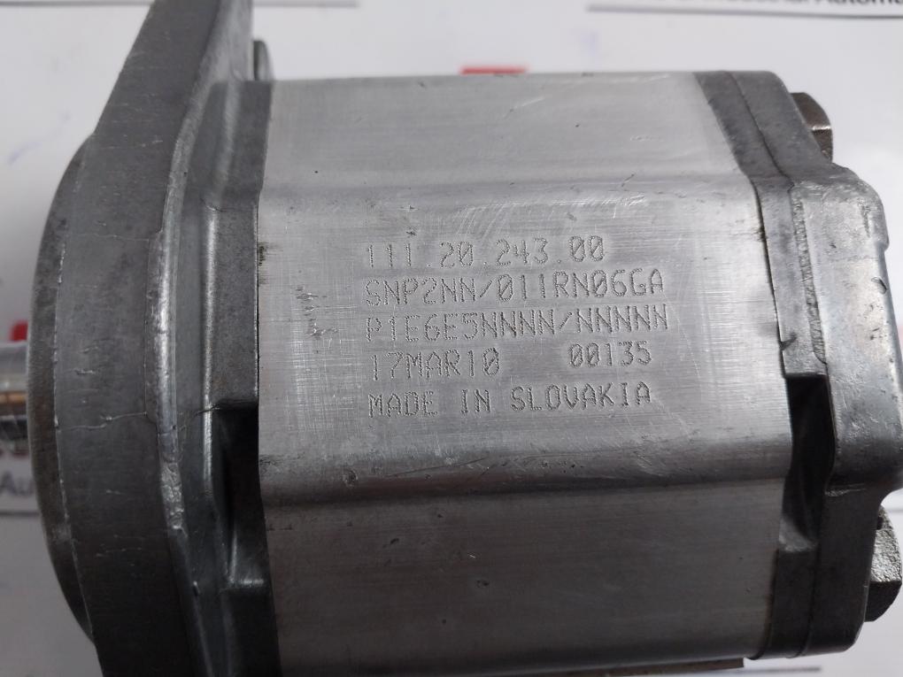 Sauer Danfoss 111.20.243.00 Gear Pump Snp2Nn/011Rn06Ga