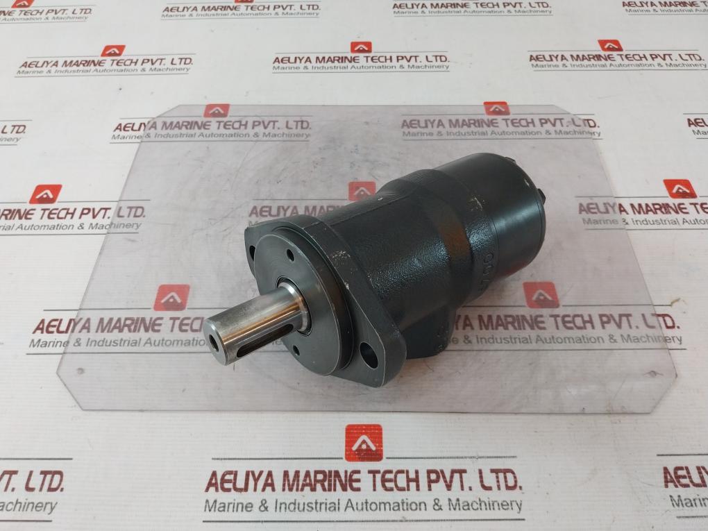 Sauer Danfoss Omp 315 Hydraulic Motor W24155548 10 5700 151-0317