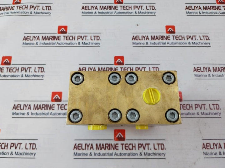 Sauer & Sohn HP COMPRESSOR WP5000 Pneumatic Relief Valve 061078