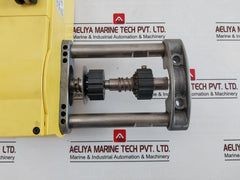 Sauter Avm234Sf132 Valve Actuator With Positioner Ip66 40Mm 2500N 24V 10W