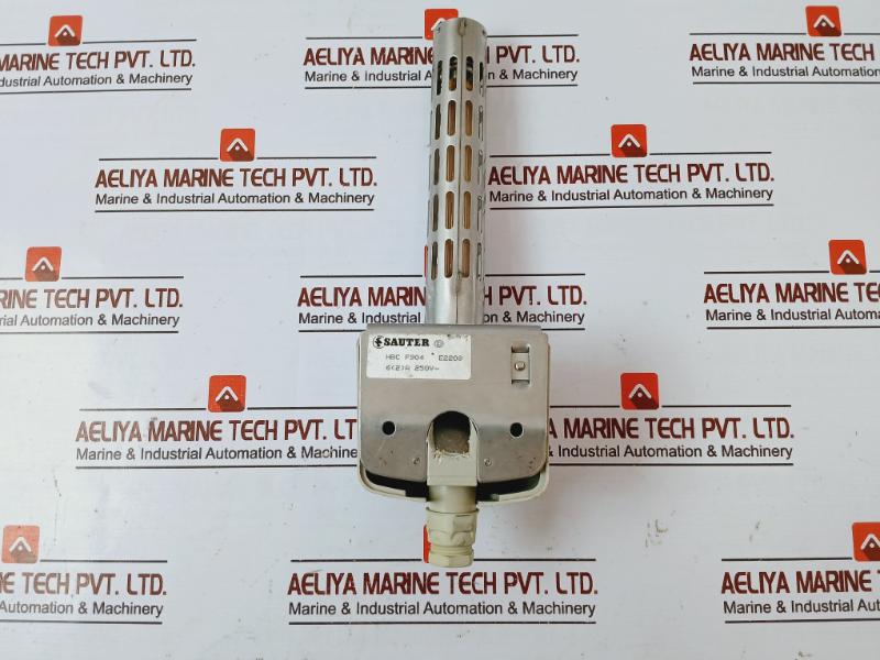 Sauter Hbc F904 Duct-mounted Humidistat 6(2)A 250V