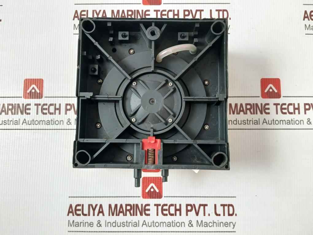 Sauter Sdu101 F004 Differential Pressure Transmitter 0-1000Pa 24V(Not Working)