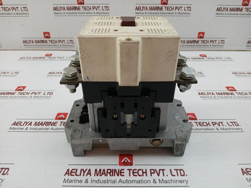 Sc-8N[180] Fuji Electric 100-127V 50/60Hz Magnetic Contactor