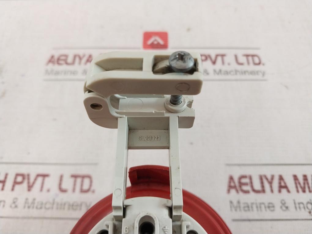 Scame 316.1647 Cee Socket Connector Sl23308 Sl23321 16A-6H/346÷415V