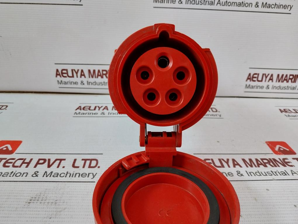 Scame 316.1647 Connector 3P+N+ -ip /Ip67 16A-6H Sl23371