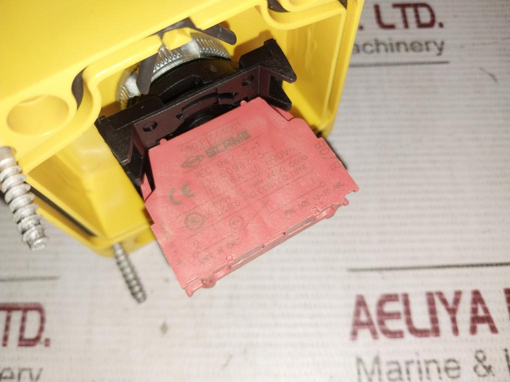 Scame 590.Pl004001 Emergency Push Button Contact 16A 690V 600V Ac Iec 947-5-1