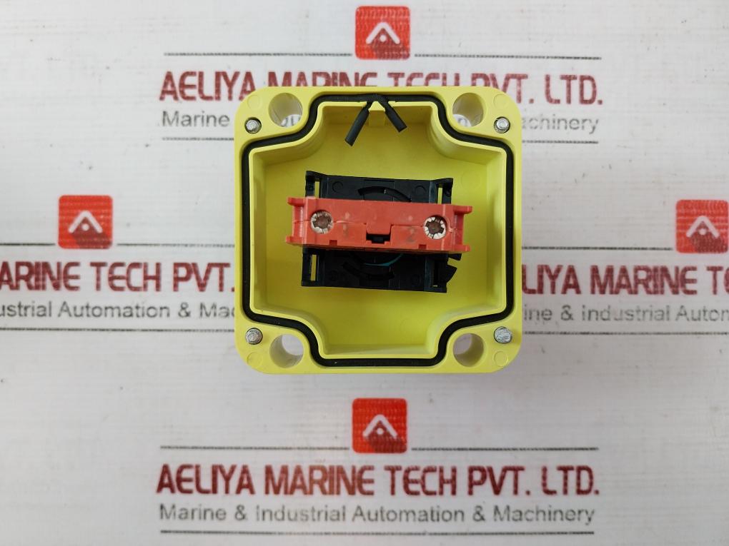 Scame 590.pr01r4s Emergency Push Button 16a 690v 50-60hz Dc13 0.25a-220v