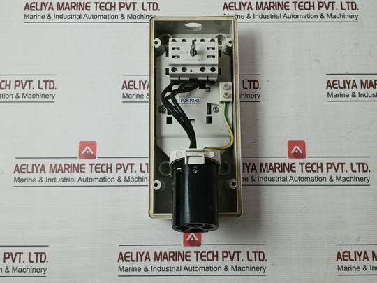 Scame Interlocked Socket 690V 50Hz 40A