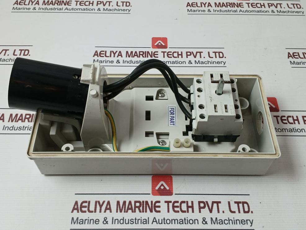 Scame Interlocked Socket 690V 50Hz 40A