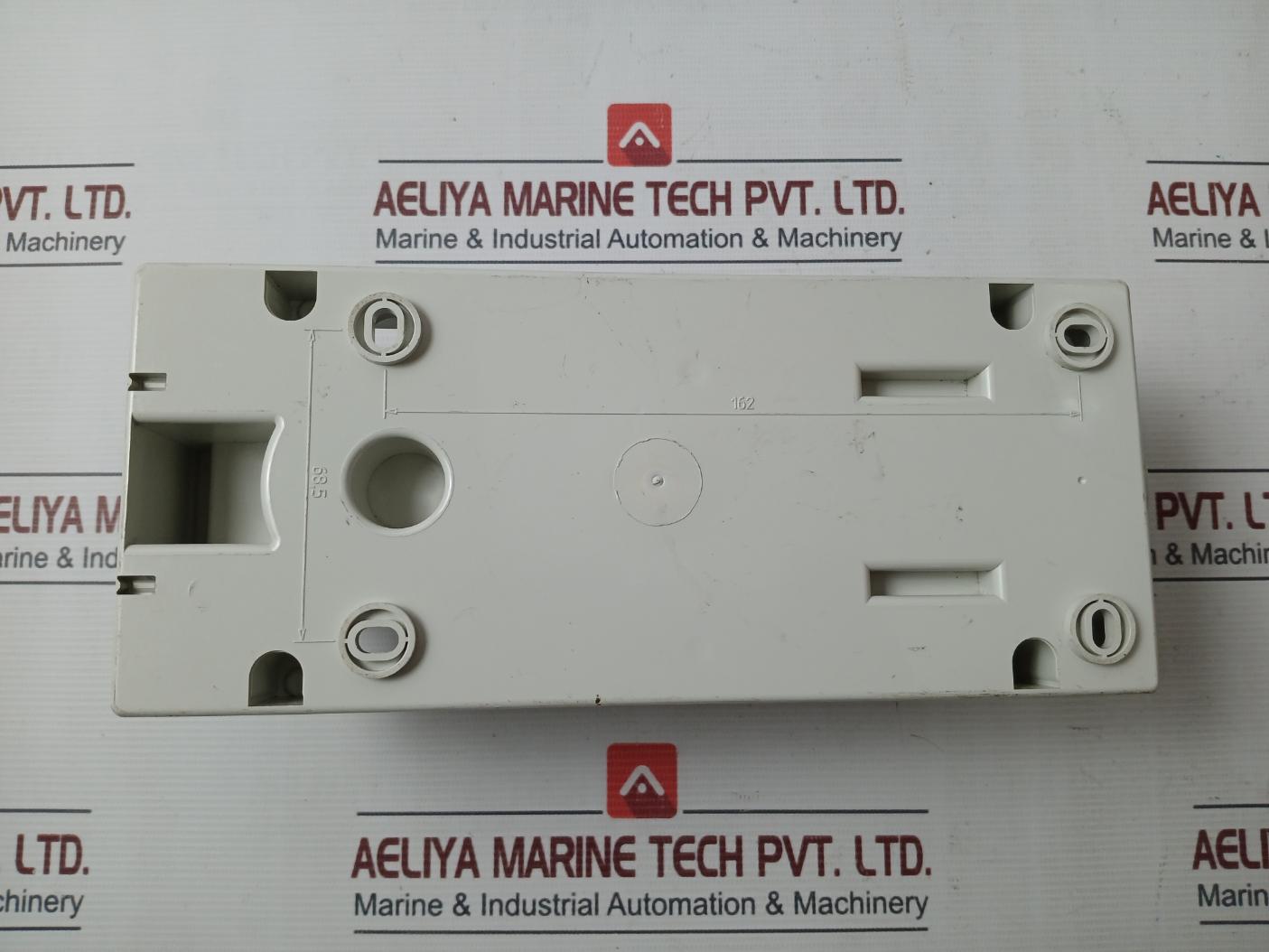 Scame Interlocked Socket 690V 50Hz 40A