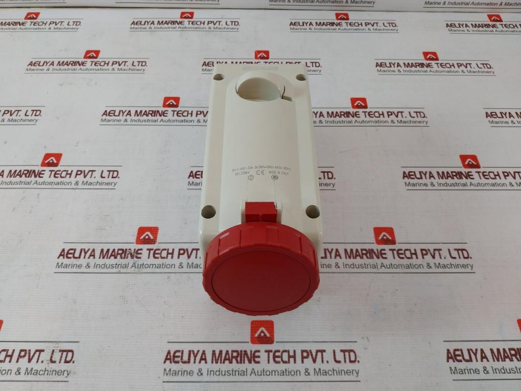 Scame Serie Advance 2 561.32864 Interlocked Socket-red 690V 50Hz 3P-ith 40A