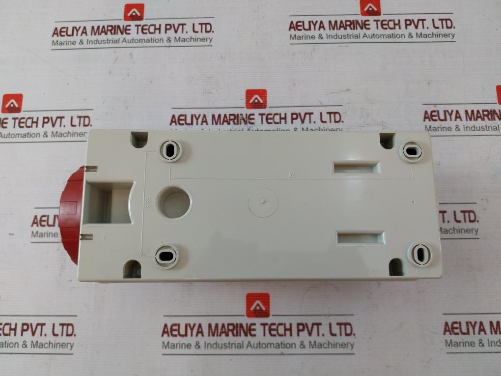 Scame Serie Advance 2 561.32864 Interlocked Socket-red 690V 50Hz 3P-ith 40A