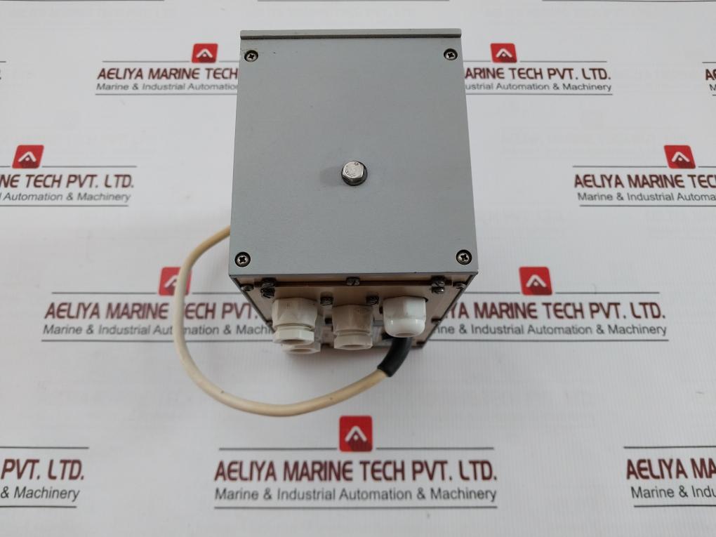 Scandinavian Micro Systems Digital Gyro Repeater Lr 40 Ac