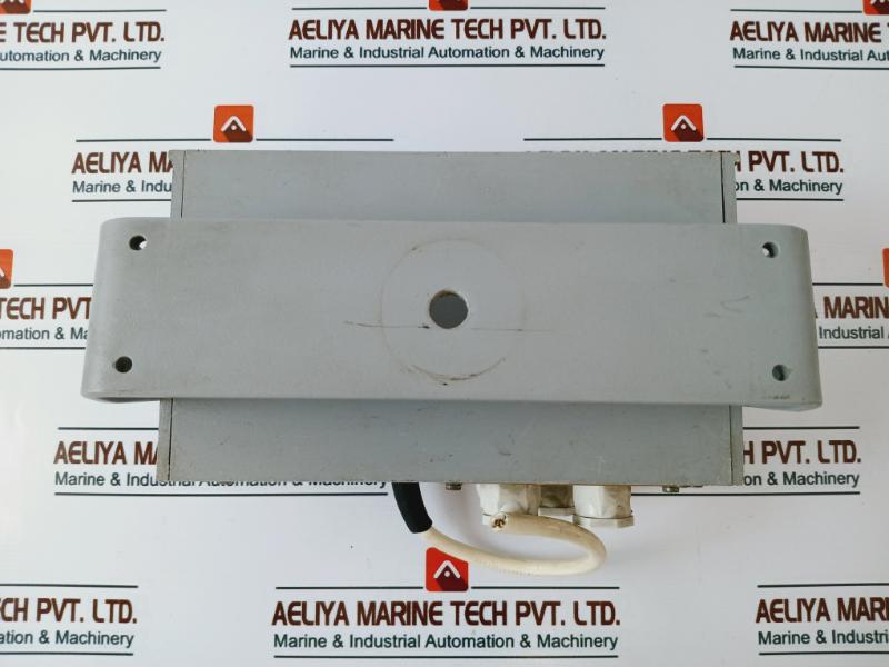 Scandinavian Micro Systems Lr40 Ac Digital Gyro Repeater 220Vac