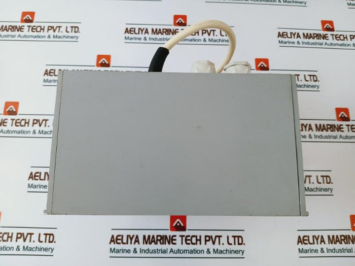 Scandinavian Micro Systems Lr40 Ac Digital Gyro Repeater 220Vac