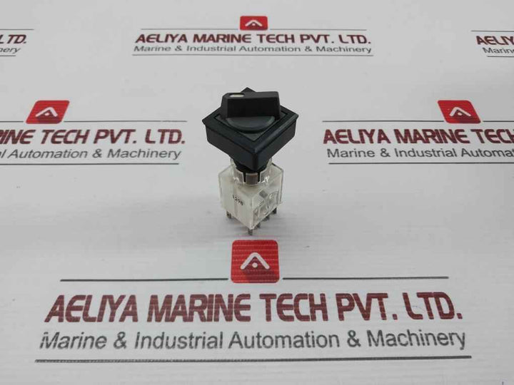 Schlegel At2 Contact Block & Selector Switch Assy Iec 947-5-1 250 V