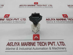 Schlegel At2 Contact Block &amp; Selector Switch Assy Iec 947-5-1 250 V