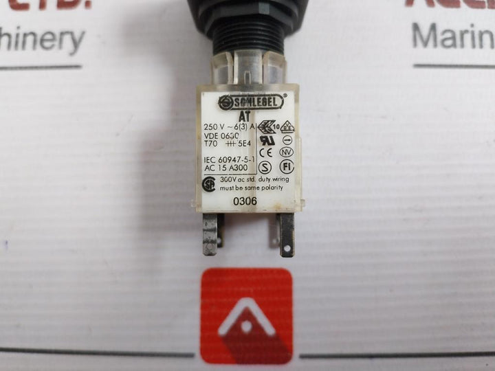 Schlegel At Contact Block With Push Button