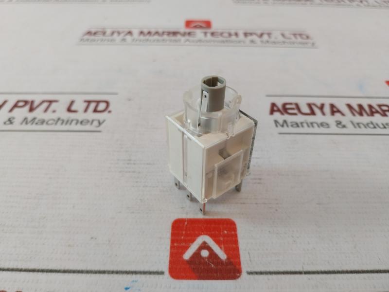 Schlegel Atl Qxjt-ge Ulstein Propulsion - Ulsteinvik Marine Switch With Light