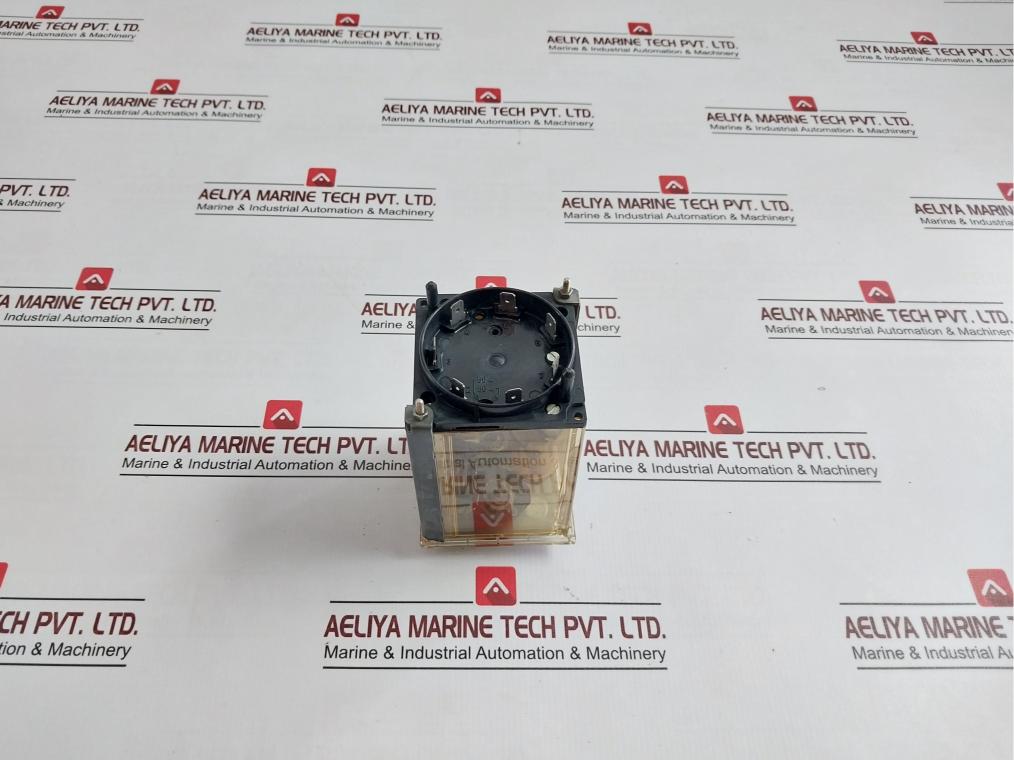 Schleicher Dpt 11G-105 Digital Time Relay 250V- 6A 40–60 Hz 500W