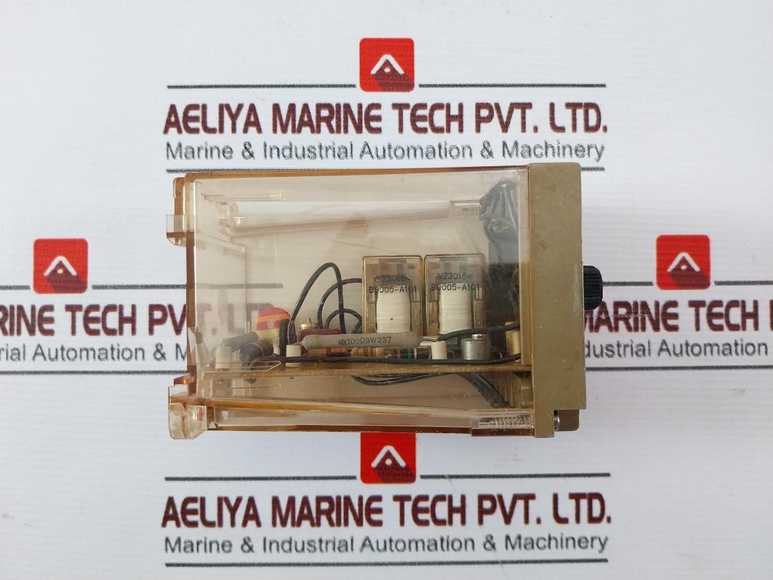 Schleicher Szt 42 S-138 Time Delay Relay 12/24V Kl 221-170/A