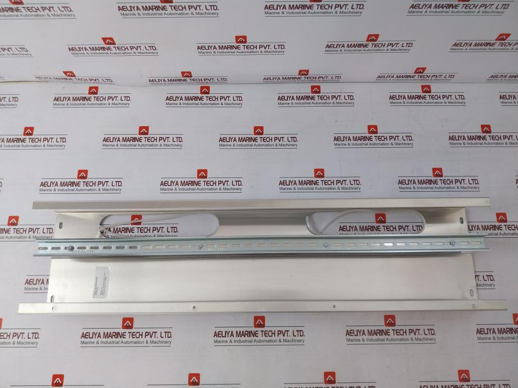 Schmachtl 4603076 Fta/Term Terminal Mounting Chassis Revision: D Zv1706648