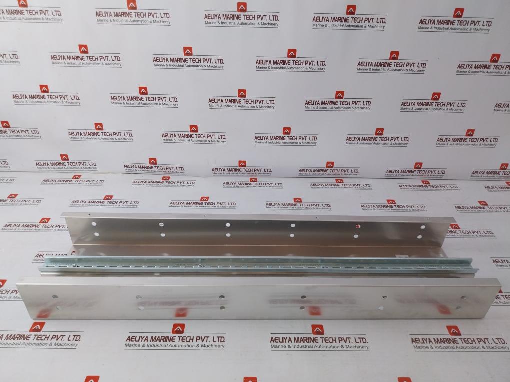 Schmachtl 4603076 Fta/Term Terminal Mounting Chassis Revision: D Zv1706648