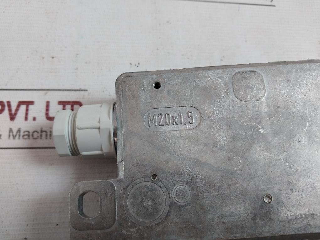 Schmersal Av15Lhe4X35U Door Locking Device 101087534, Sk-23050211, Eu-dl 059