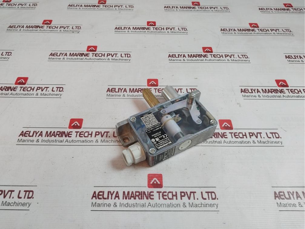 Schmersal Av15Lhe4X35U Door Locking Device 101087534, Sk-23050211, Eu-dl 059