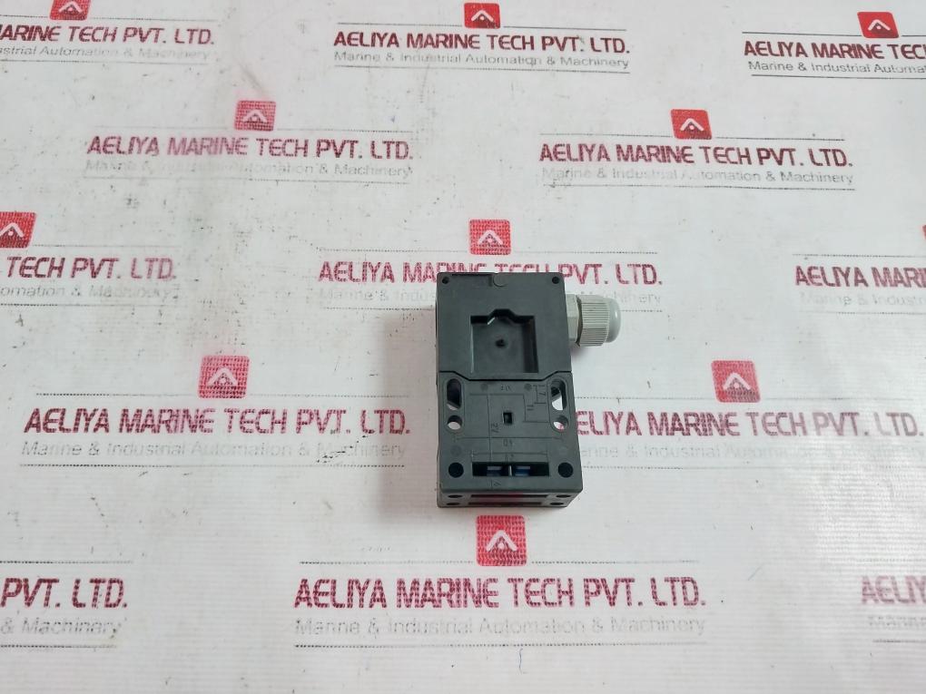 Schmersal Az 16 Zvrk-m16 Safety Interlock Switch Iec 60947-5-1 500v Ac-15