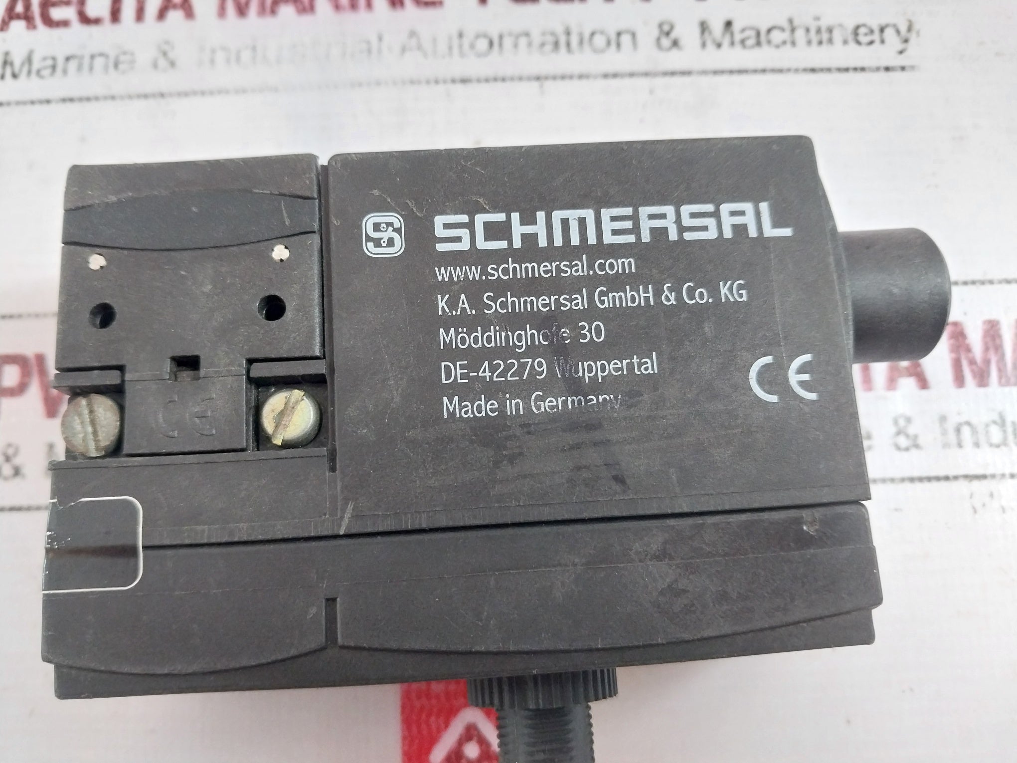 Schmersal Azm 170-11Zrk-st-2573 Safety Switch Component 24Vac/Dc 1.5A Ip67