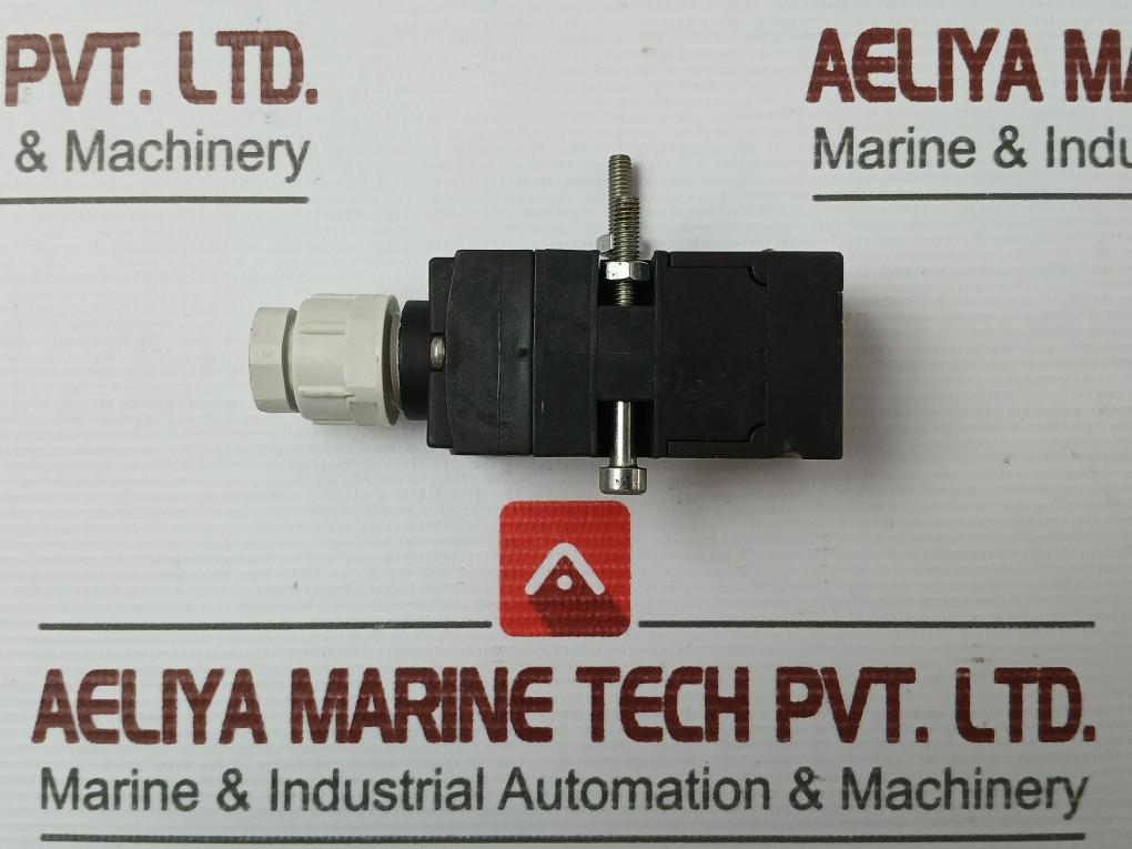 Schmersal Ip67 Limit Switch Az17-02Zrk-2686