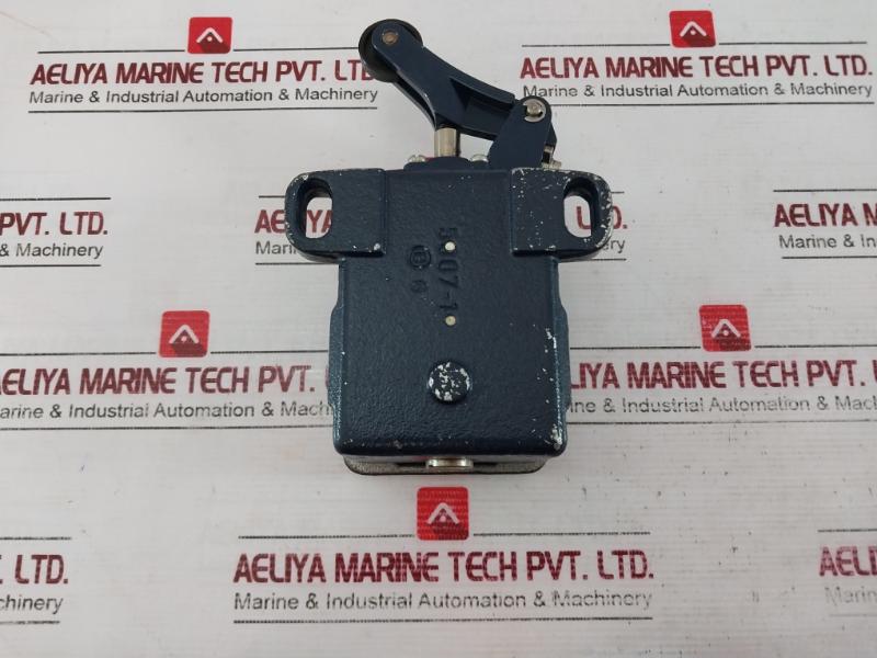 Schmersal Mk 441-11Y Position And Limit Switch 250V Ac-15