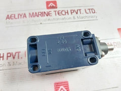 Schmersal Ms 330-11Y-m20 Limit Switch Iec 60947-5-1 Ac-15 250V 4Kv Ip65