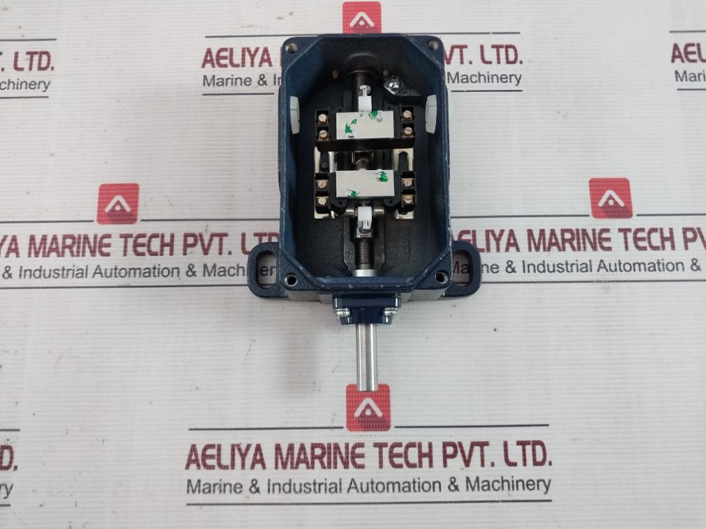 Schmersal Msp 452-11/11Y-m20 Rotatinig Spindle Limit Switch Ac-15 M02 Ip65 230V