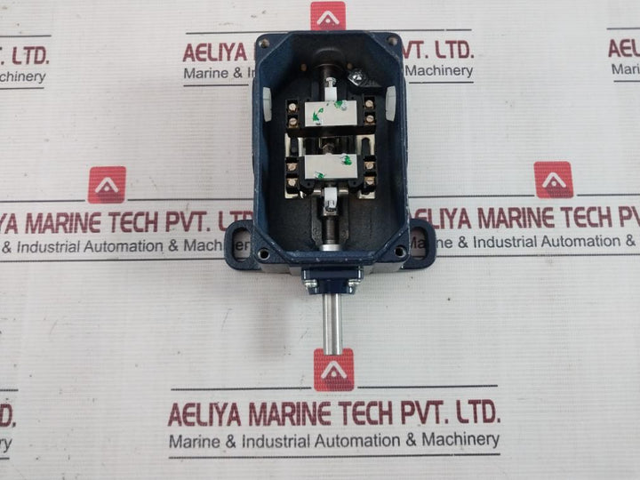Schmersal Msp 452-11/11Y-m20 Rotatinig Spindle Limit Switch Ac-15 M02 Ip65 230V