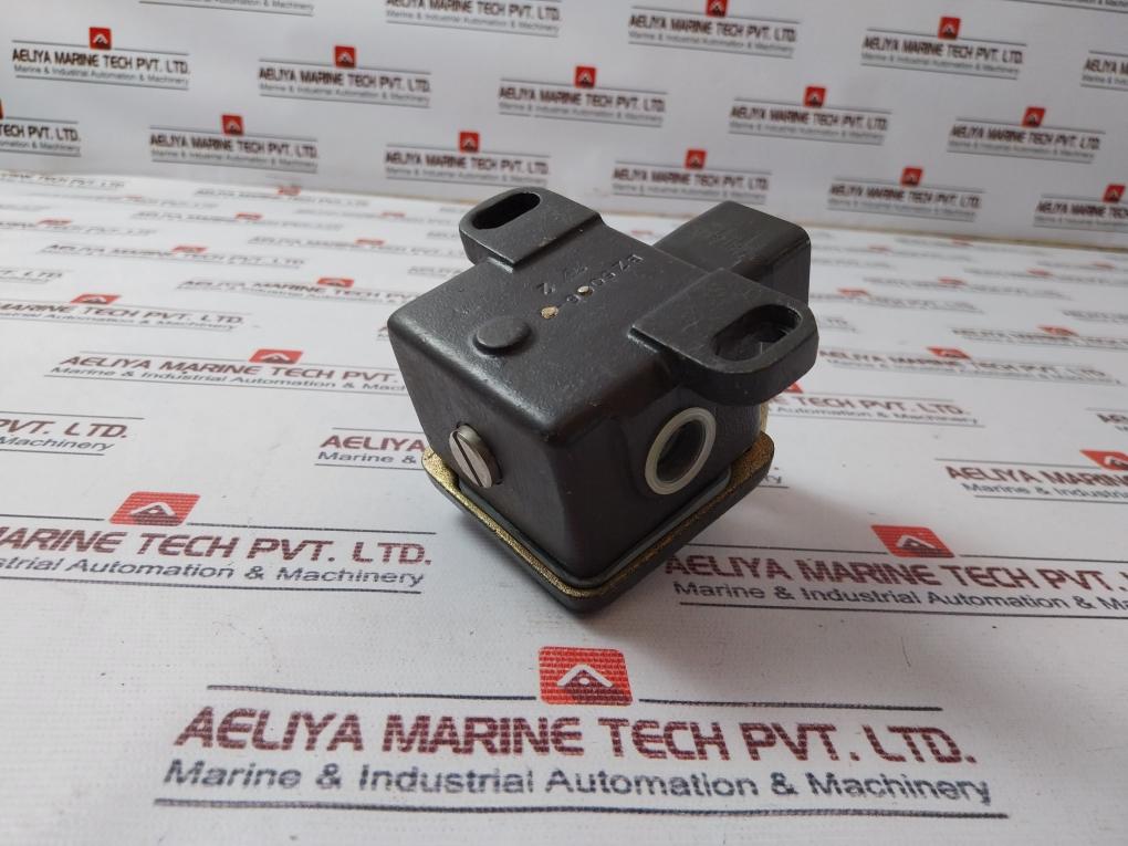 Schmersal Td 422-10Y Limit Switch Without Handle 16A 380V~450V