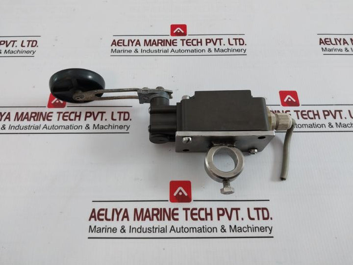 Schmersal Z4V7H 336-11Z-m20 Limit Switch Snap Action 500V 6Kv