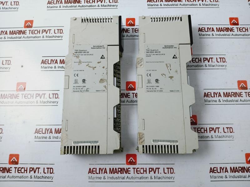 Schneider 140Ddo35301 Tsx Quantum Discrete Output Module 24V 4X8 Source 0.5A/Pt