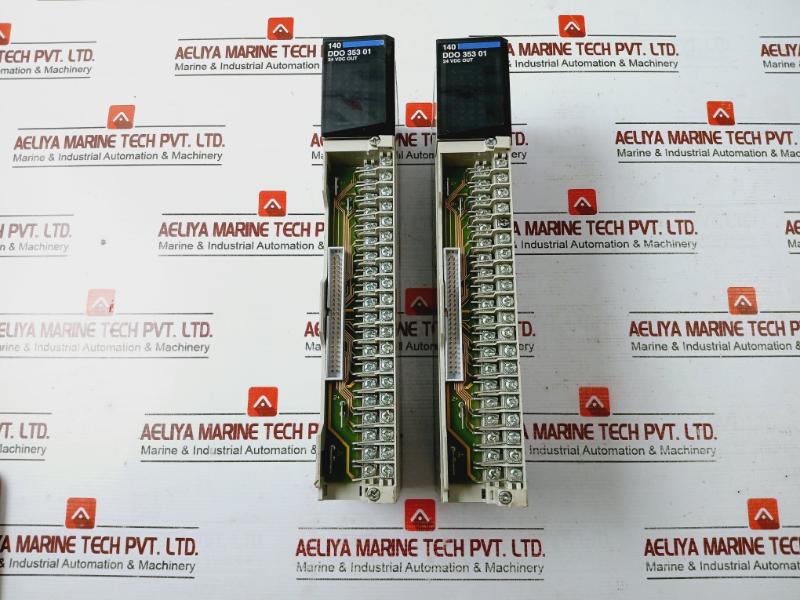 Schneider 140Ddo35301 Tsx Quantum Discrete Output Module 24V 4X8 Source 0.5A/Pt